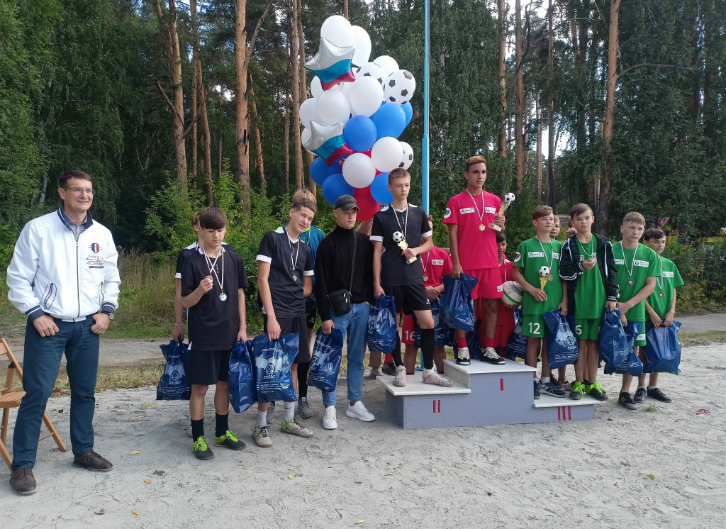 Футбольный_турнир_для_воспитанников_детских_домов_в_Екатеринбурге.jpg